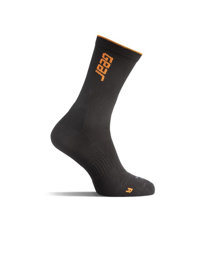 Бързосъхнещи чорапи Solid Gear Mid