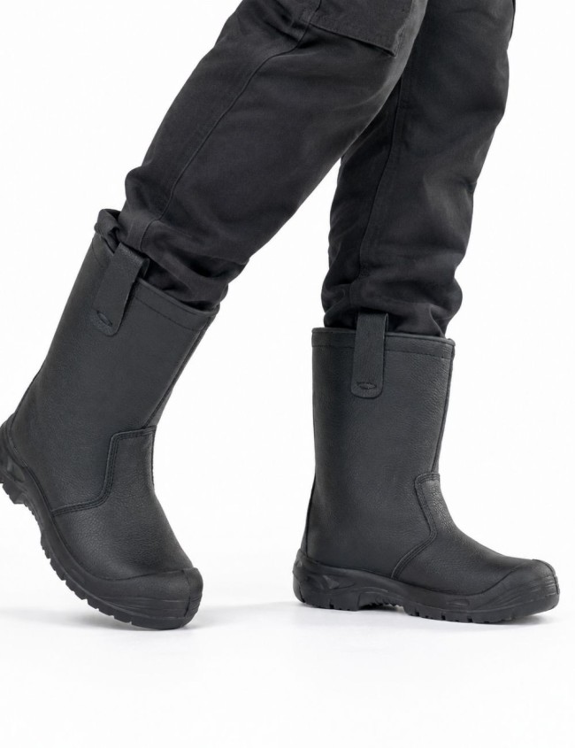 Ватирани работни обувки Portwest FW29 S3