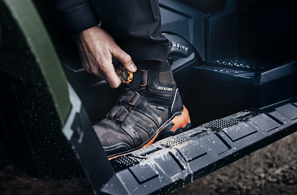 Къде да купя работни обувки Solid Gear?